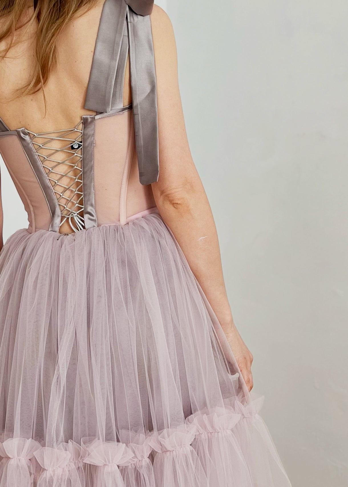 CLASSIC CHIC PALE LAVENDER MIDI DRESS