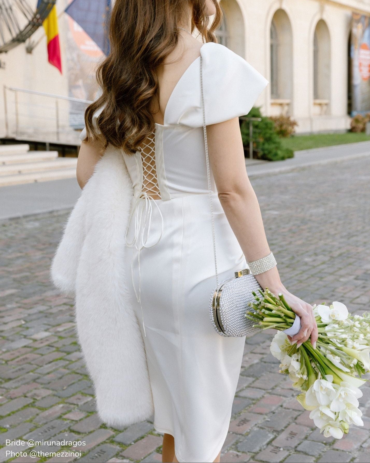 PASSIONATE TOUCH WHITE SATINATED SKIRT
