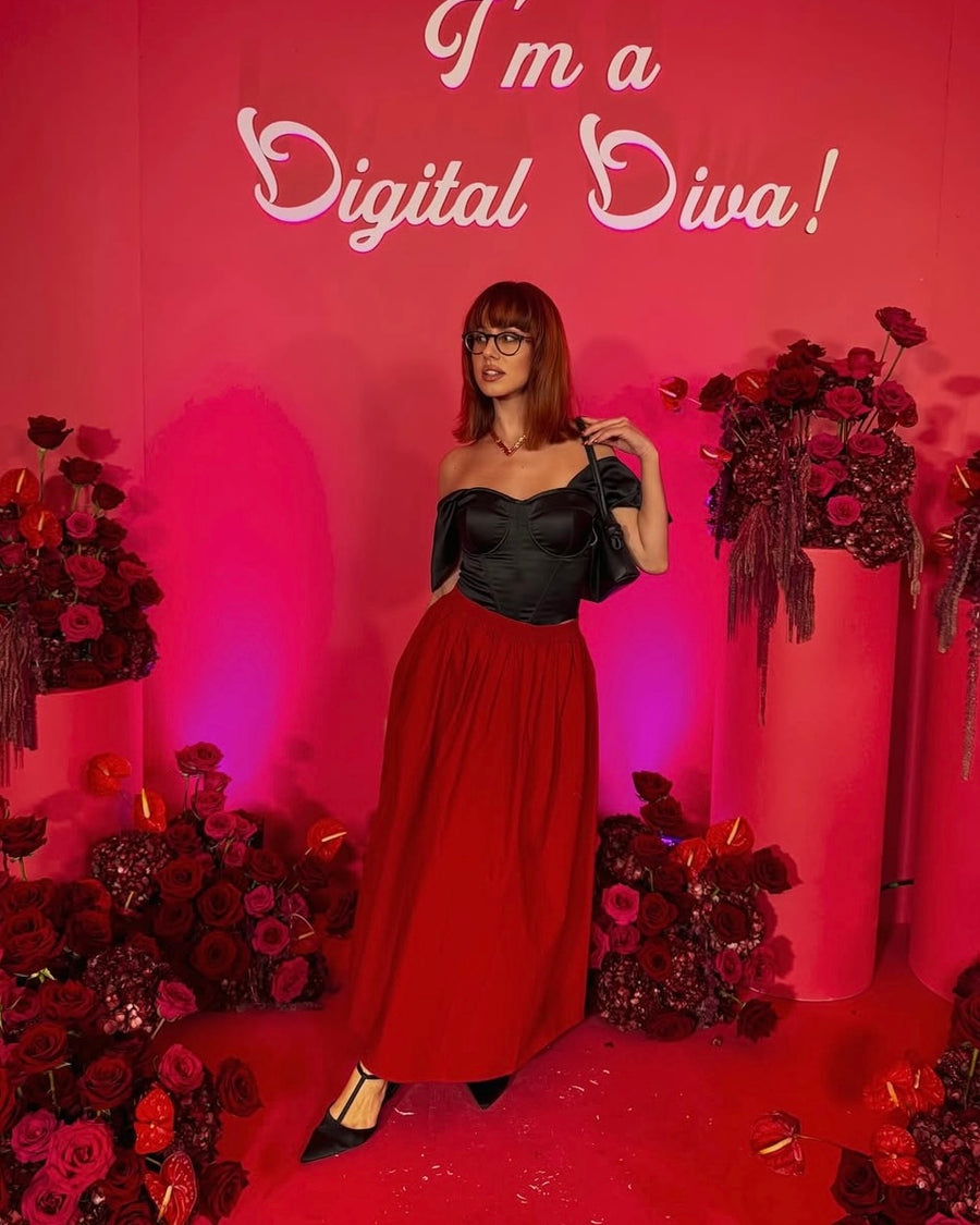 Oana Nutu muse look 1