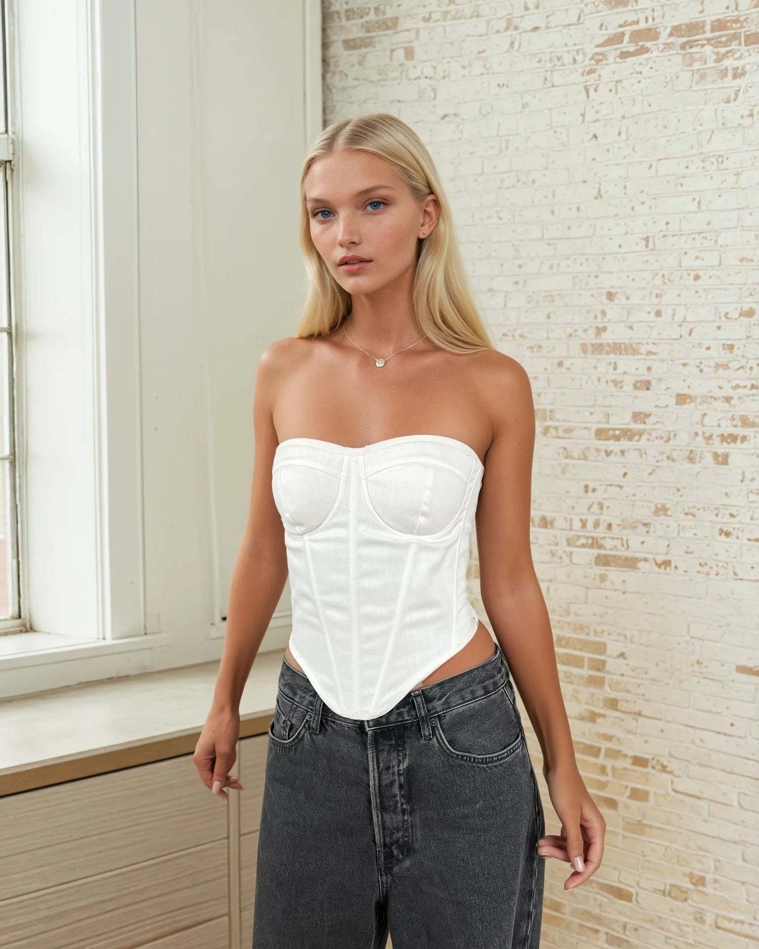 MINIMALIST DENIM WHITE CORSET