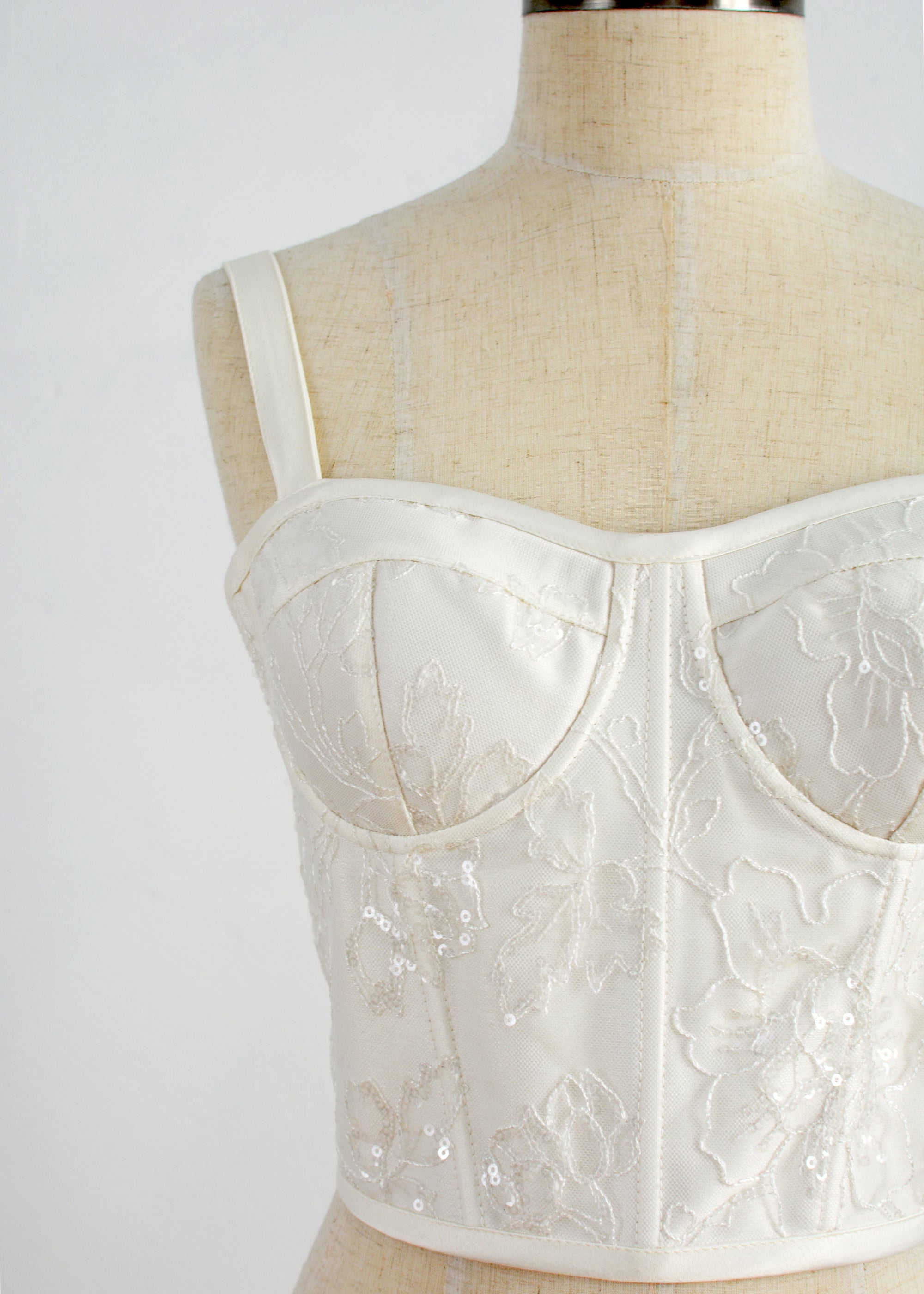 LACE IVORY CORSET TOP